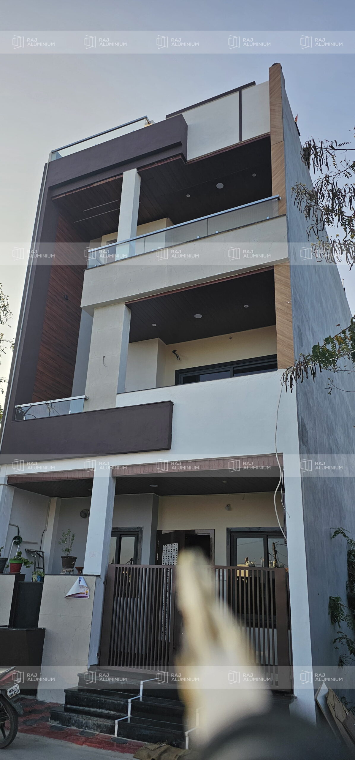 Glass & SS Railings - 1