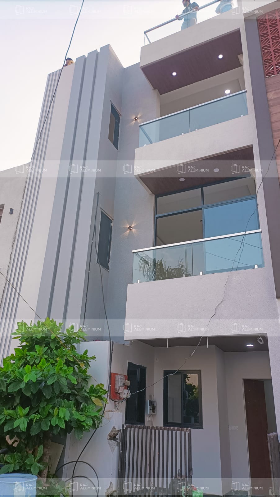 Glass & SS Railings - 11